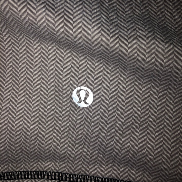 Lululemon jacket - Picture 3 of 3